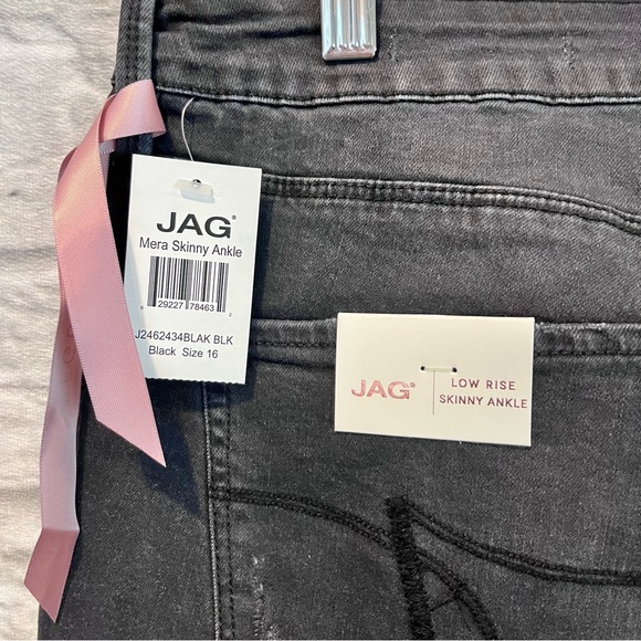 NWT Jag Jeans 16 Mera Low Waist Skinny Ankle Distressed Black Jeans - Picture 11 of 13